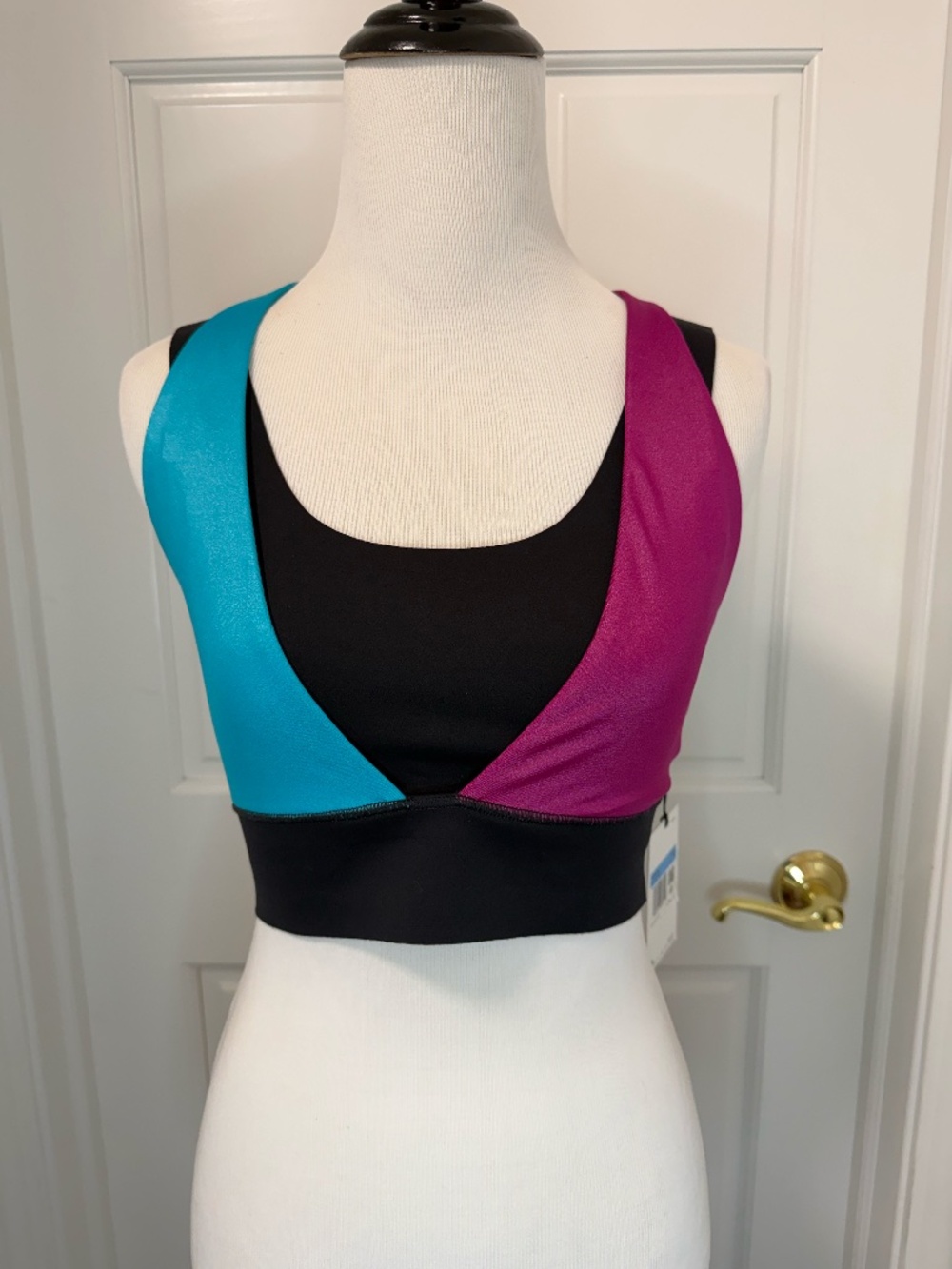NWT Nike Light Support Retro Sports Bra Women's Size Medium Colorblock $100